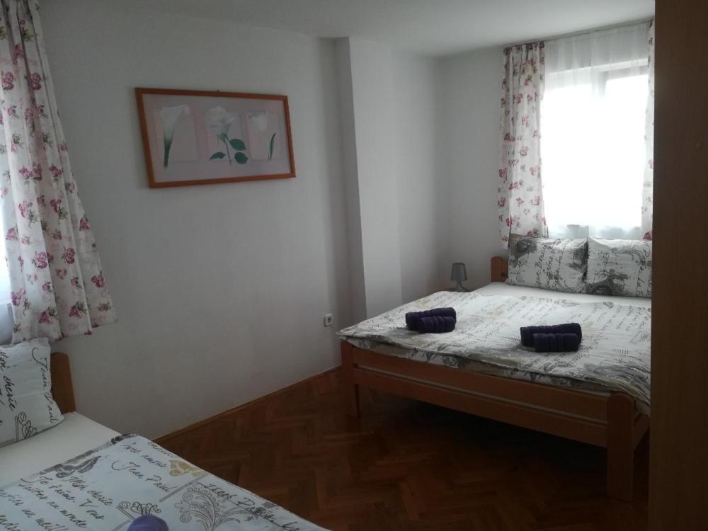 Apartment And Rooms Sidro Petrčane Zewnętrze zdjęcie